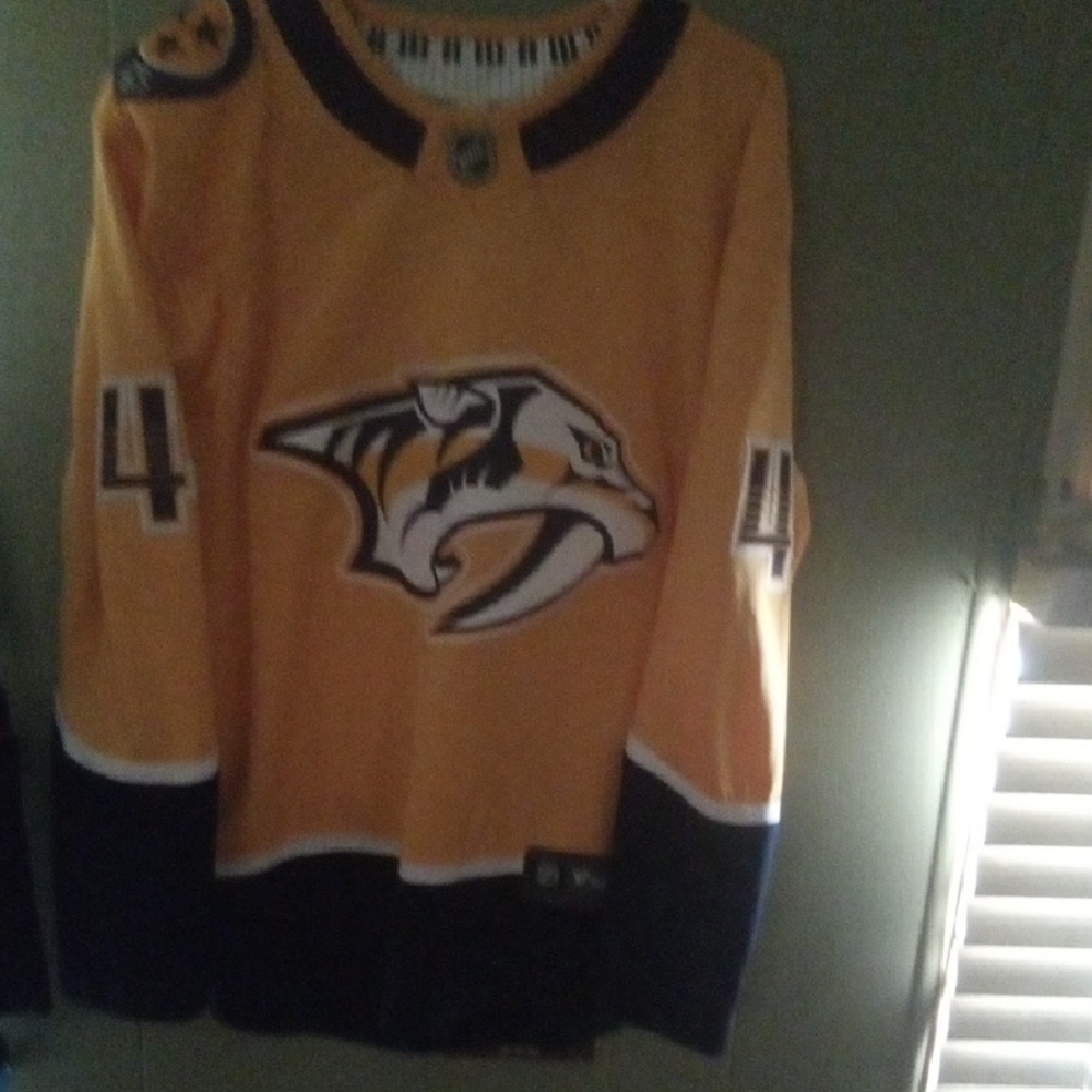 Fanatics Yellow and Black Crewneck Sweater